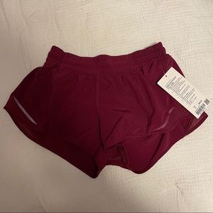 BRAND NEW LULULEMON HOTTY HOT SHORTS
